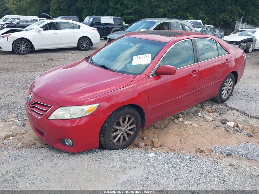 2011 TOYOTA CAMRY auction photo 2