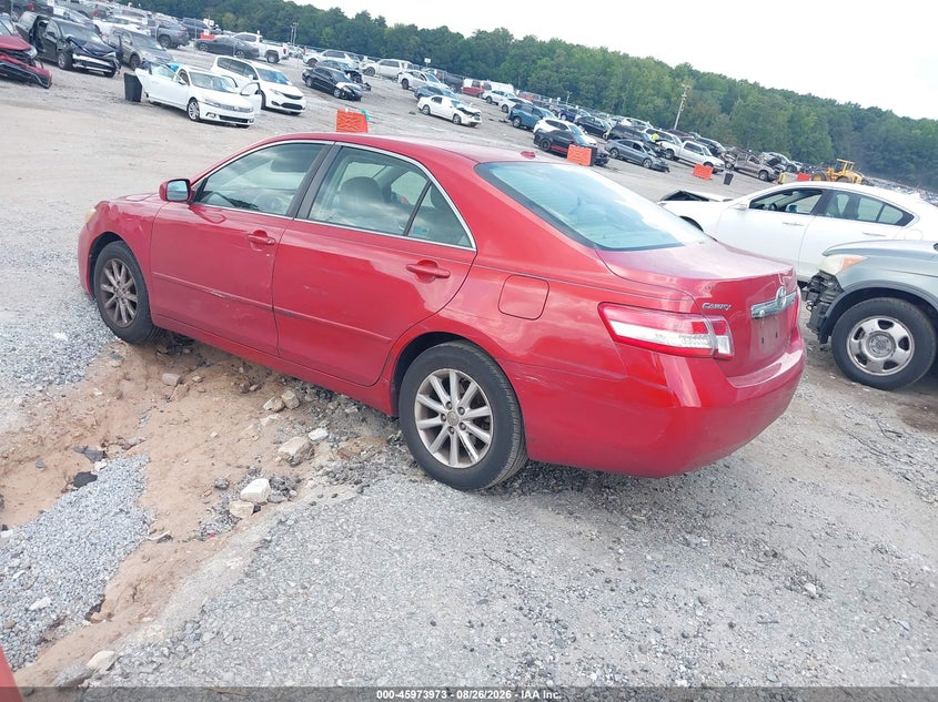 2011 TOYOTA CAMRY auction photo 3
