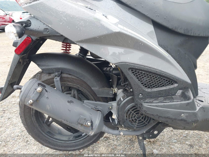 2022 KYMCO USA INC SUPER 8 auction photo 8