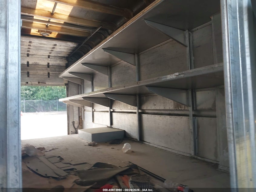 1998 INTERNATIONAL 1000 auction photo 6