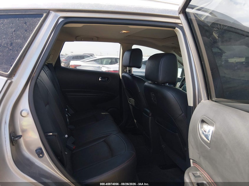 2011 NISSAN ROGUE auction photo 8