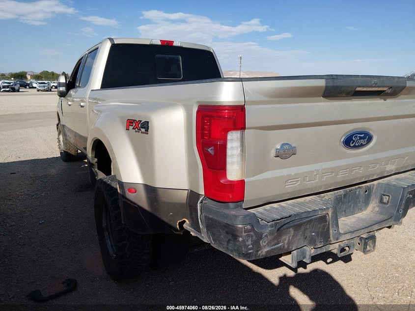 2017 FORD F-350 auction photo 3