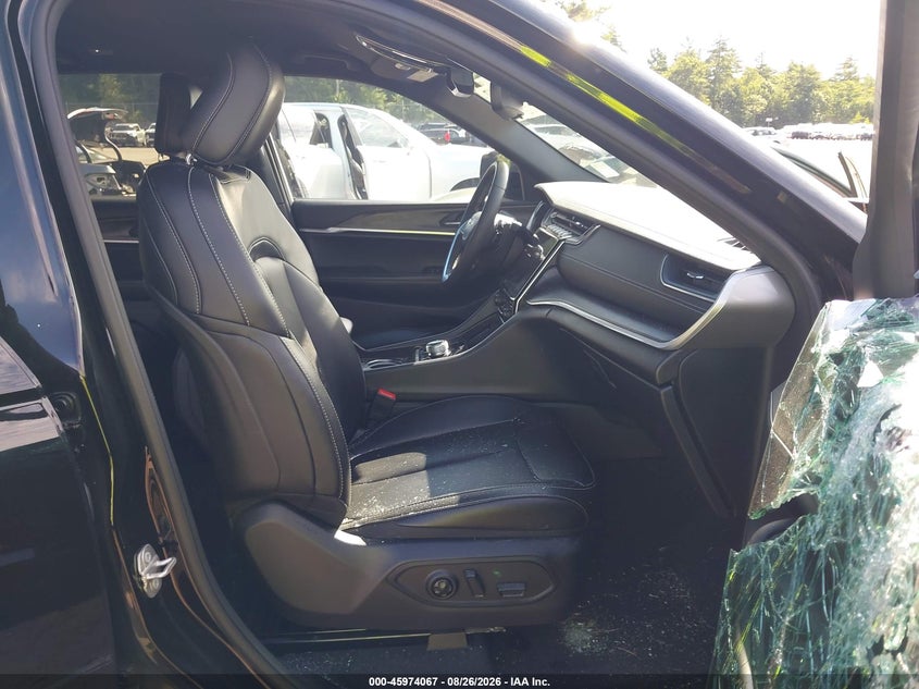JEEP GRAND CHEROKEE 2024 VIN 1C4RJHBG0R8605423