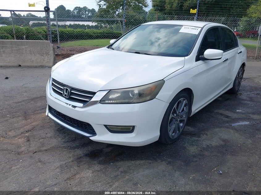 2014 Honda Accord, Right Front, IAAI, VIN 1HGCR2F53EA235660 — photo 2