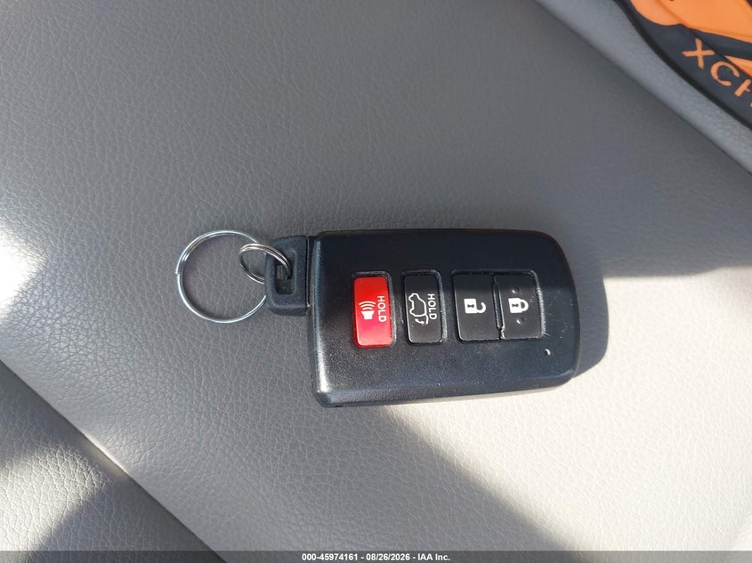 TOYOTA RAV4 HYBRID 2018 VIN JTMDJREV0JD154015