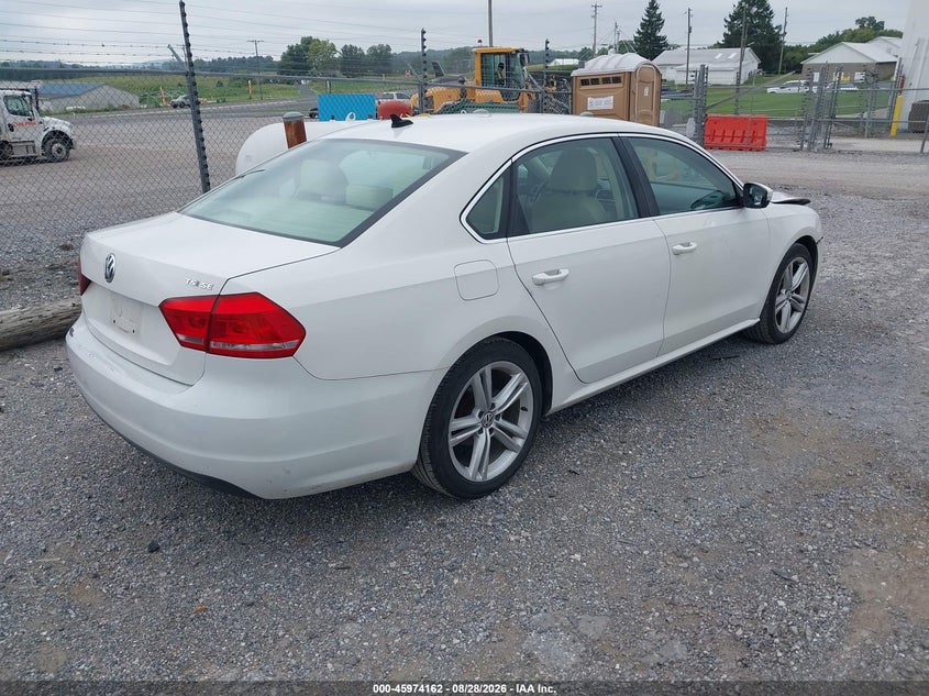 2014 VOLKSWAGEN PASSAT auction photo 4