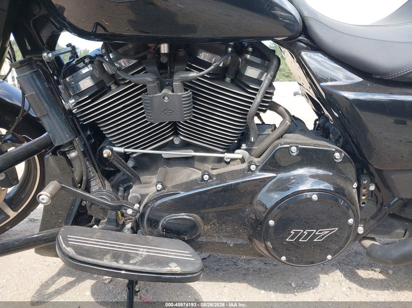 HARLEY-DAVIDSON FLHX 2024