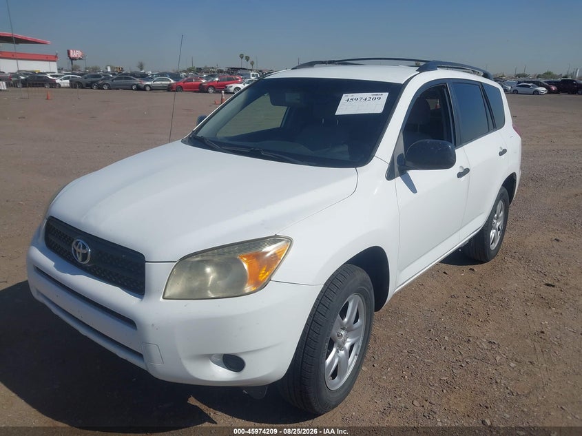 2008 Toyota RAV 4, Normal Wear & Tear, IAAI, VIN JTMZD33V286079846 — photo 2