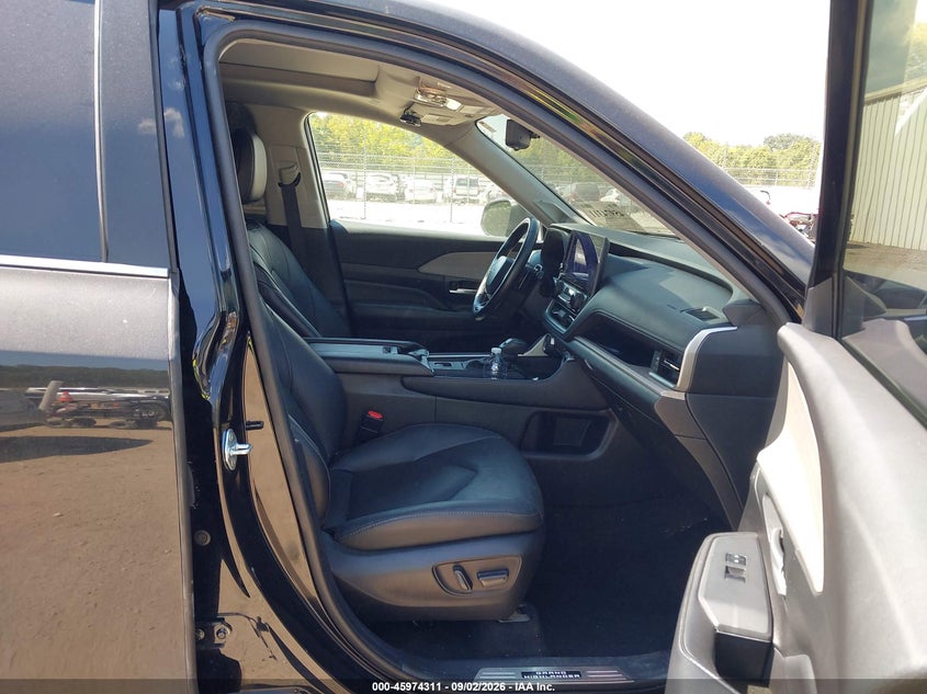 2024 TOYOTA GRAND HIGHLANDER auction photo 5