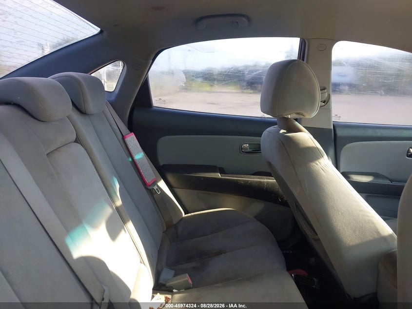 2010 HYUNDAI ELANTRA auction photo 8