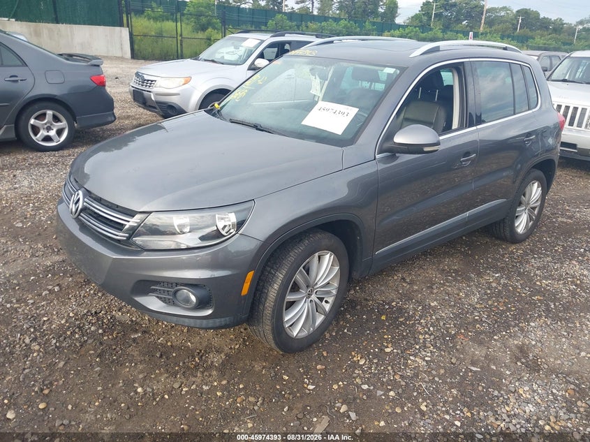 2012 VOLKSWAGEN TIGUAN auction photo 2