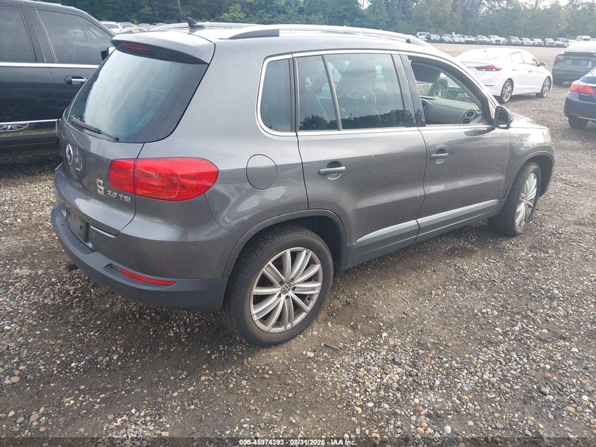 2012 VOLKSWAGEN TIGUAN auction photo 4