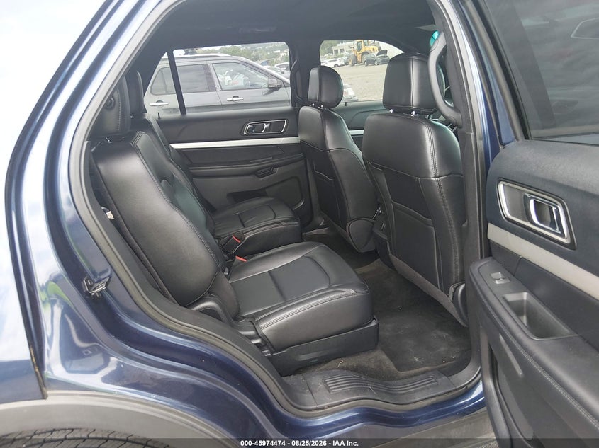 2016 FORD EXPLORER auction photo 8