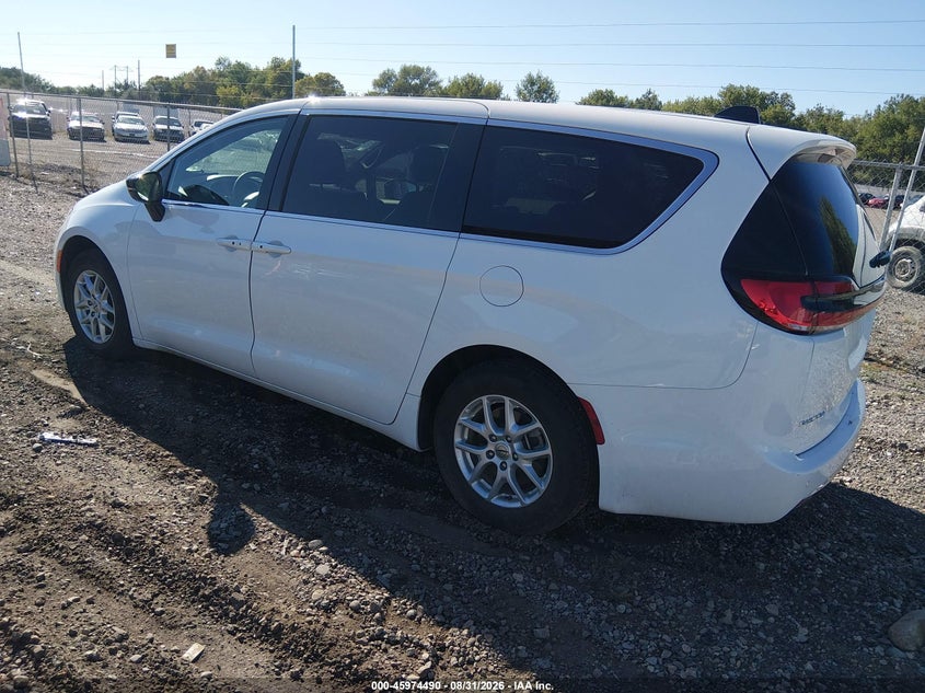 2025 CHRYSLER PACIFICA auction photo 3