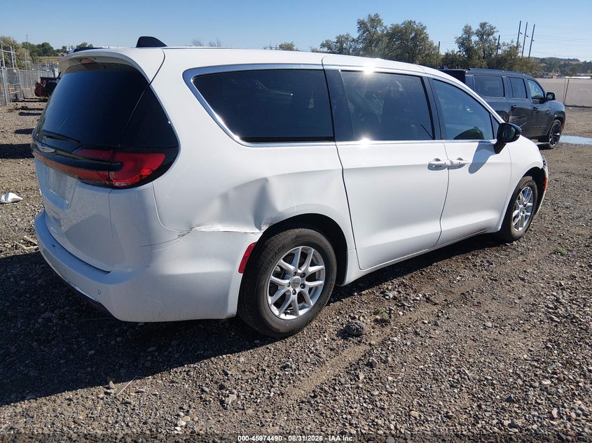 2025 CHRYSLER PACIFICA auction photo 4