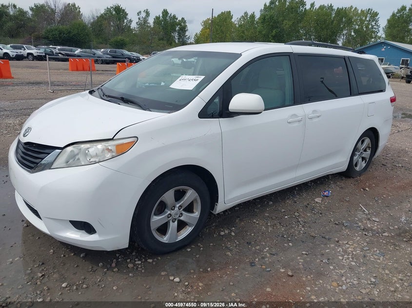 Vin: 5tdkk3dc9bs127919, lot: 46473790, toyota sienna le v6 20112