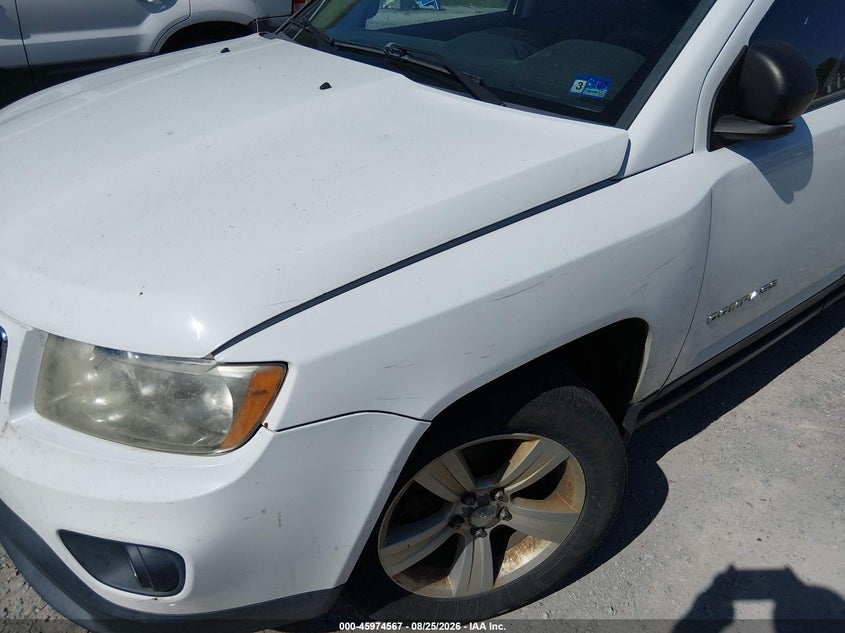 2011 JEEP COMPASS auction photo 6