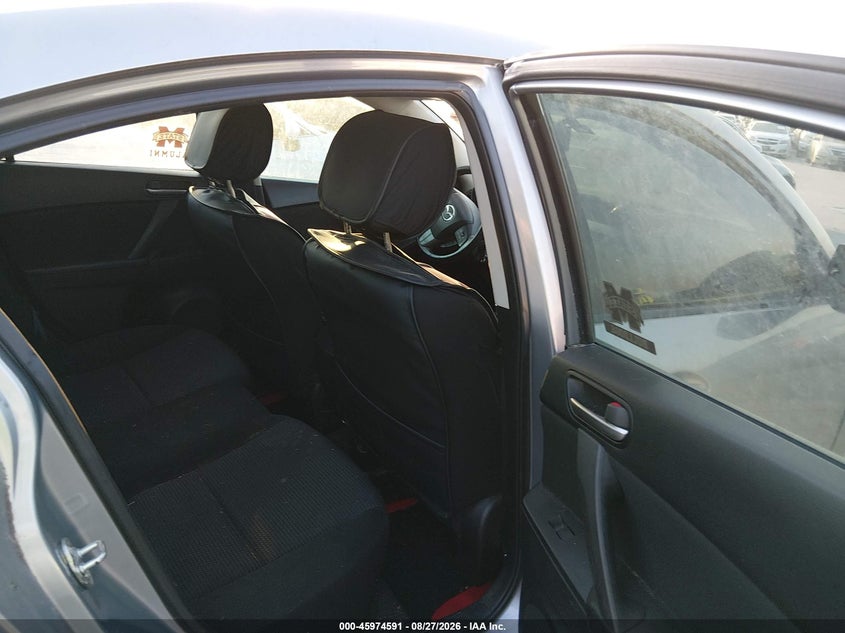 MAZDA MAZDA3 2012 VIN JM1BL1V73C1555020