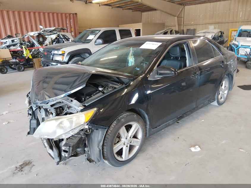 2014 Toyota Camry, Перед і зад, IAAI, VIN 4T1BF1FK0EU743999 — фото 2