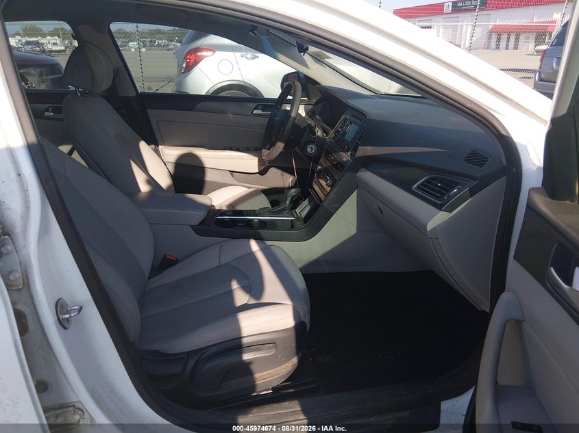 2015 HYUNDAI SONATA auction photo 5
