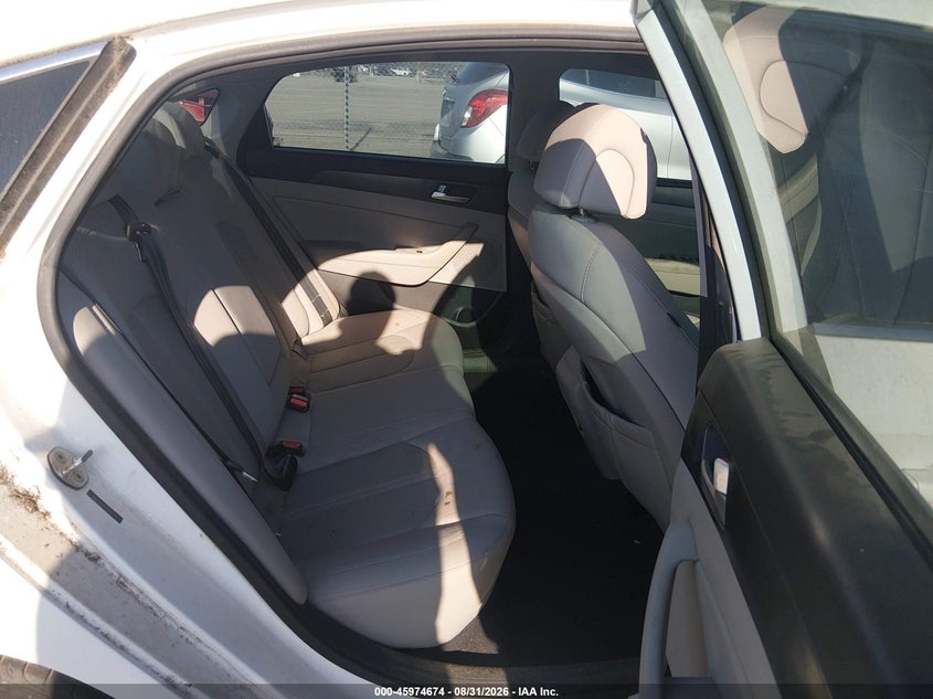 2015 HYUNDAI SONATA auction photo 8