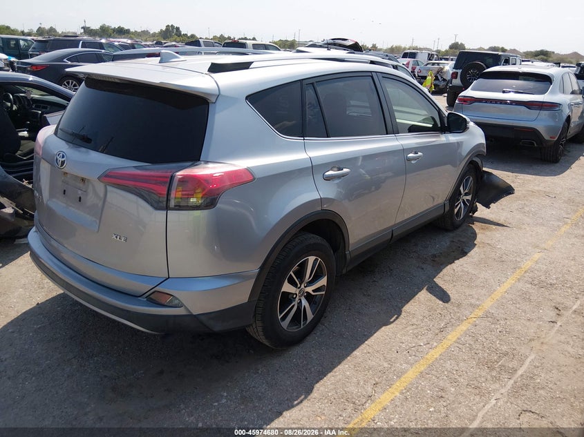 TOYOTA RAV4 - zdjęcie 4