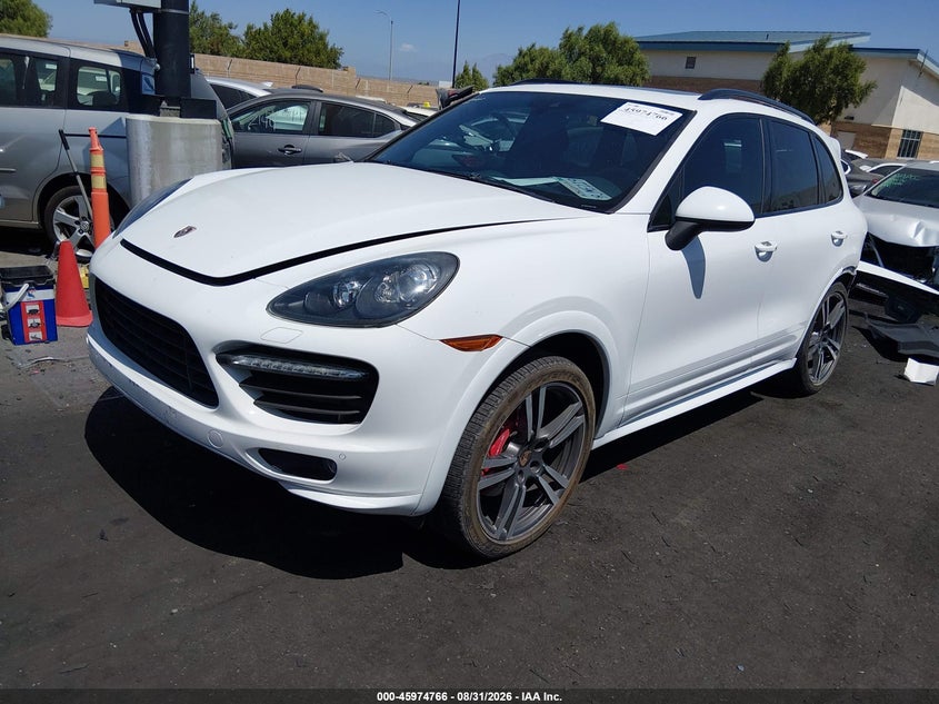 2014 Porsche Cayenne, Левый зад, IAAI, VIN WP1AD2A21ELA71684 — фото 2