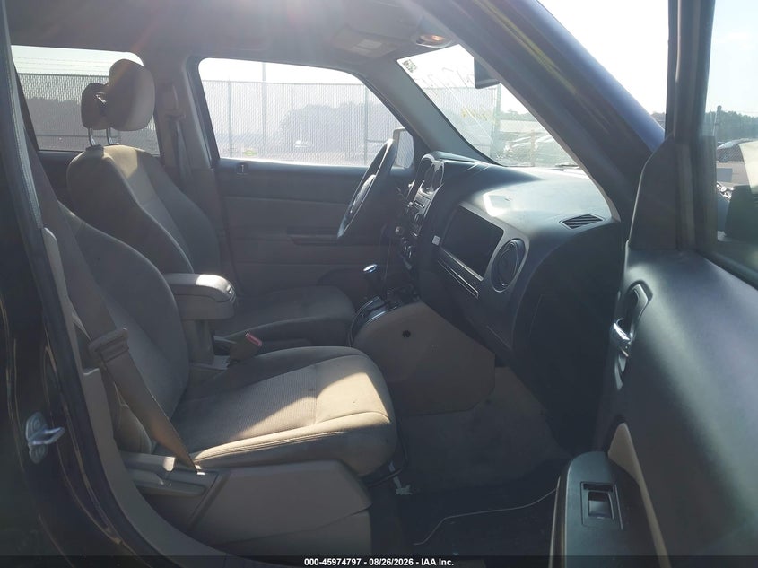 2016 JEEP PATRIOT auction photo 5