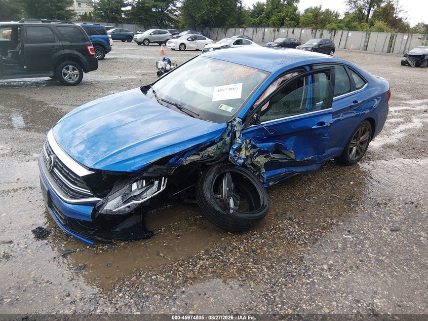2024 Volkswagen Jetta, Левый бок, IAAI, VIN 3VWEM7BU5RM014941 — фото 2