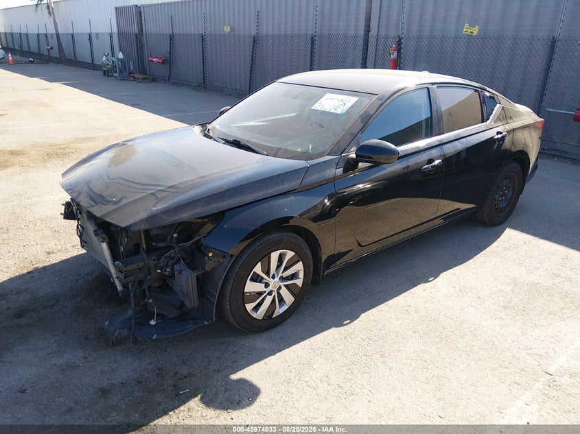 2019 Nissan Altima, Front End, IAAI, VIN 1N4BL4BV2KN323977 — photo 2