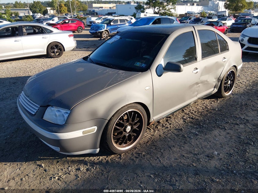 2004 Volkswagen Jetta, Left Side, IAAI, VIN 3VWSA69M44M104585 — photo 2