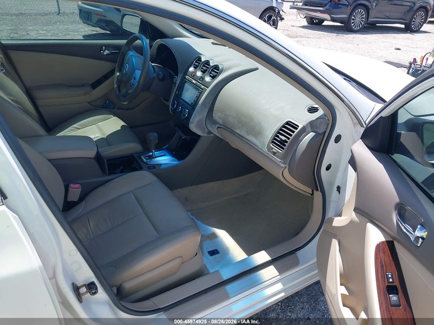 2010 NISSAN ALTIMA auction photo 5