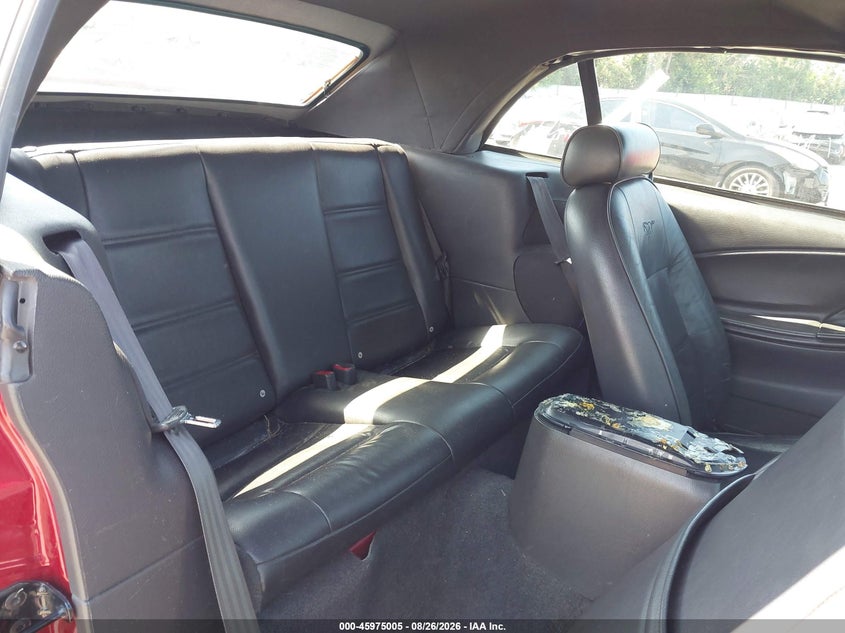 2004 FORD MUSTANG auction photo 8