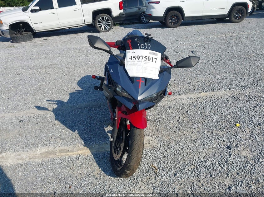 KAWASAKI EX500 2026