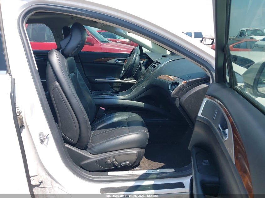 2015 LINCOLN MKZ auction photo 5