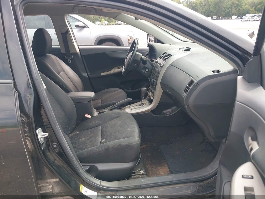 2010 TOYOTA COROLLA auction photo 5