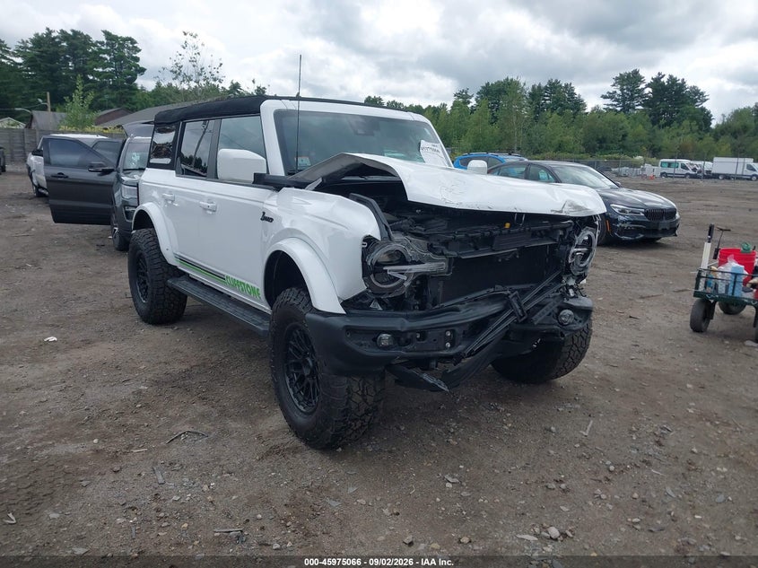 2024 FORD BRONCO OUTER BANKS