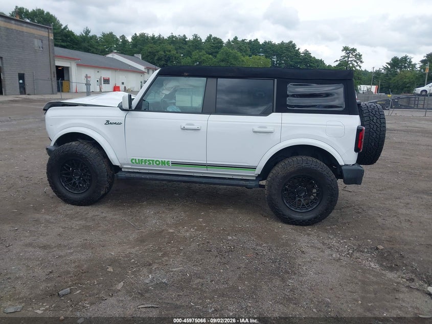2024 FORD BRONCO OUTER BANKS · Фото 14