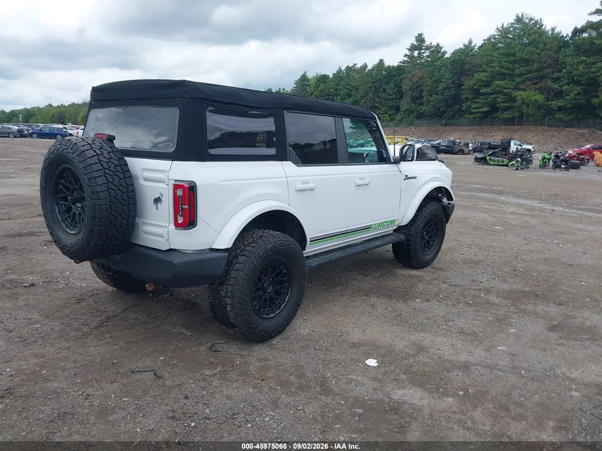 2024 FORD BRONCO OUTER BANKS · Фото 4