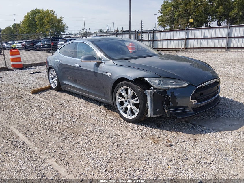 2013 Tesla Model S Performance