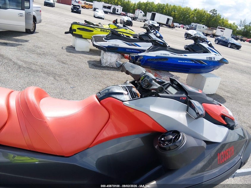 2022 SEA DOO GTI auction photo 5