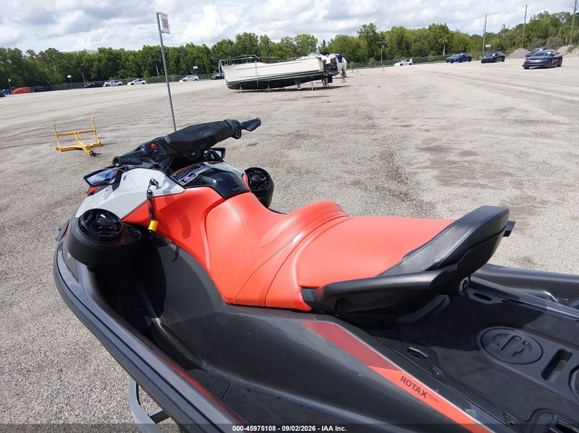 2022 SEA DOO GTI auction photo 8