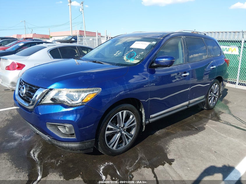 2017 NISSAN PATHFINDER auction photo 2