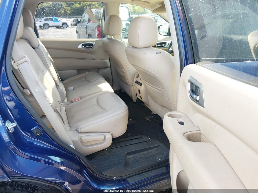 2017 NISSAN PATHFINDER auction photo 8