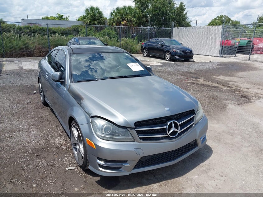 MERCEDES-BENZ C 250 2015 VIN WDDGJ4HB0FG374512
