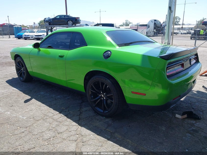 DODGE CHALLENGER - zdjęcie 3