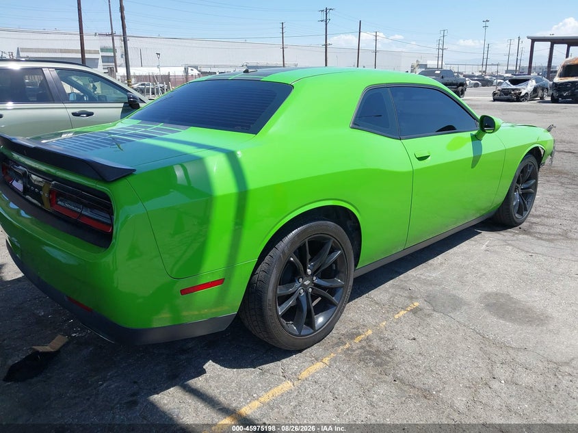 DODGE CHALLENGER - zdjęcie 4