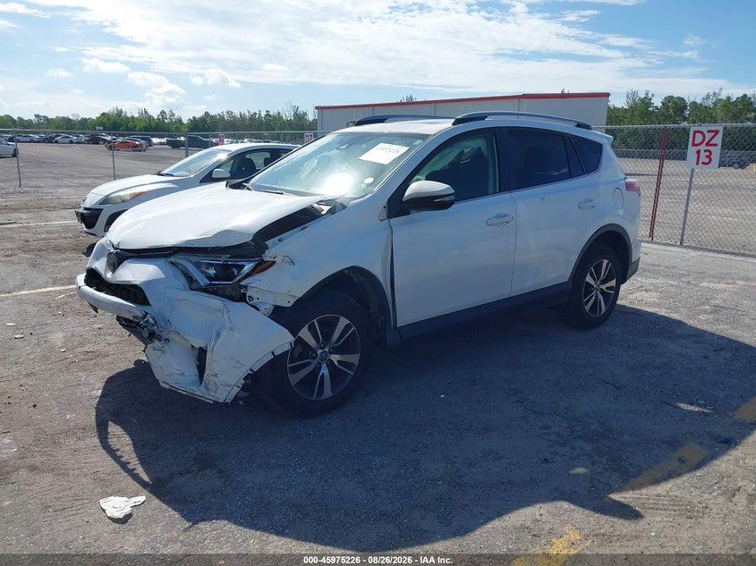 2018 Toyota RAV 4, Front End, IAAI, VIN JTMWFREV1JD132809 — photo 2