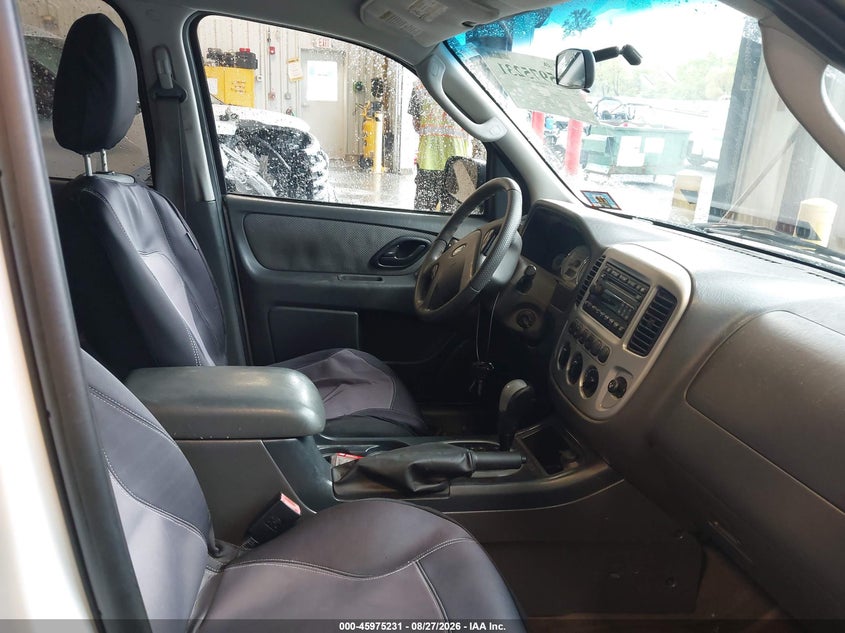 2006 FORD ESCAPE SPORT UTILITY VEHICLE 2.3L I-4 DOHC, REGULAR , 133HP