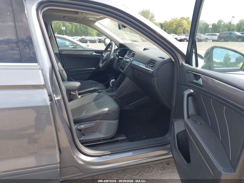 VOLKSWAGEN TIGUAN 2022 VIN 3VV2B7AX4NM169435